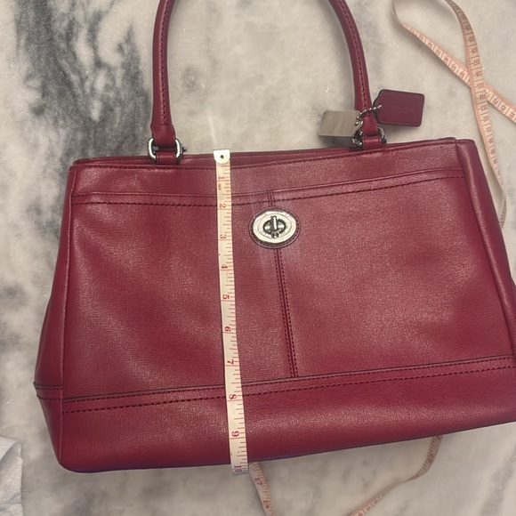 Coach tote deep red like new condition - Picture 10 of 14